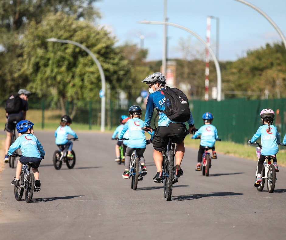 Graham Briggs Coaches a PEDAL class
